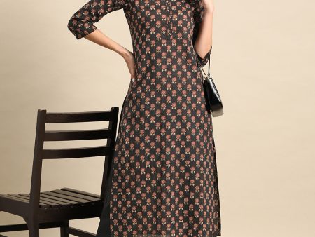 NOZ2TOZ Women Black Printed straight Kurta With three qurter sleeves Discount