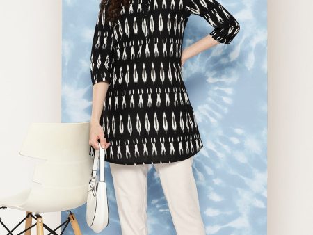 NOZ2TOZ Women Black Straight Tunic With Three Quaretr Sleeves Online