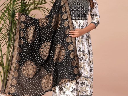 NOZ2TOZ Women Black Floral Printed Empire Thread Work Kurta With Palazzos & Dupatta Fashion